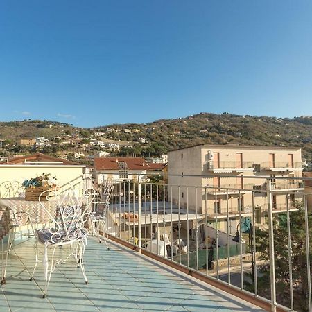 La Casetta In Villa Санта-Марія-ді-Кастеллабате Екстер'єр фото